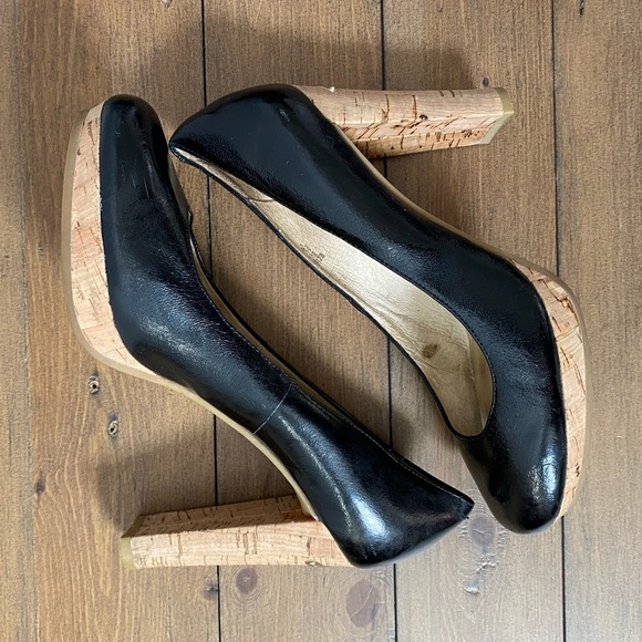 Michael Kors platform heel 8 - Picture 2 of 9